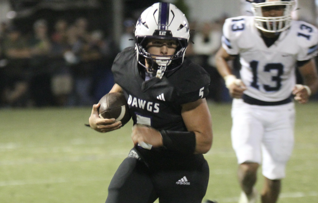 Bulldogs overwhelm DAR in 44-7 win